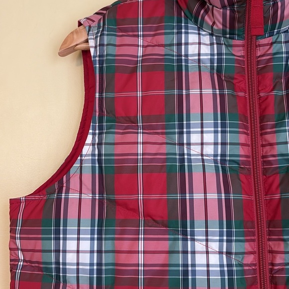 Lands’ End | Classic Red White Green Plaid Zip Front Down Puffer Vest M (8-10) - Picture 7 of 17